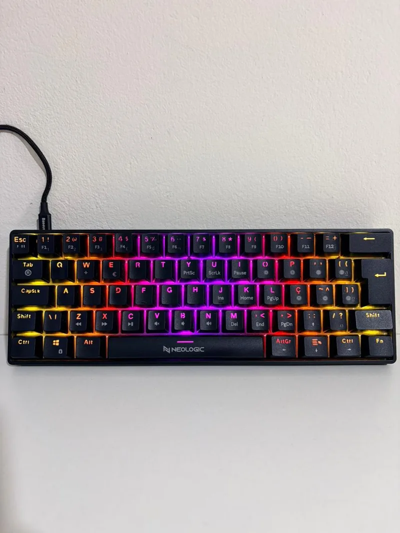 Teclado Neologic Precision Pro Dark Switch Blue
